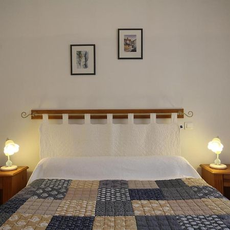 Bed and Breakfast Logis De L'Orme La Rochepot Exteriér fotografie